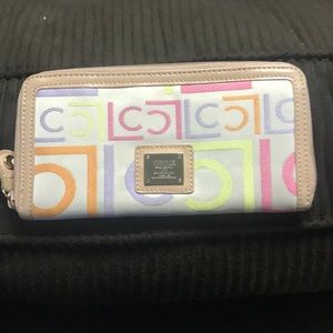 Liz Claiborne wallet